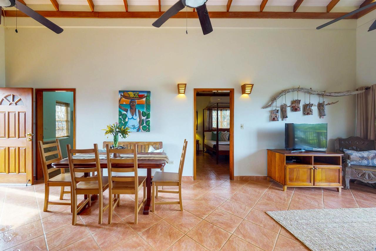 Mirasol Villa Placencia Eksteriør bilde