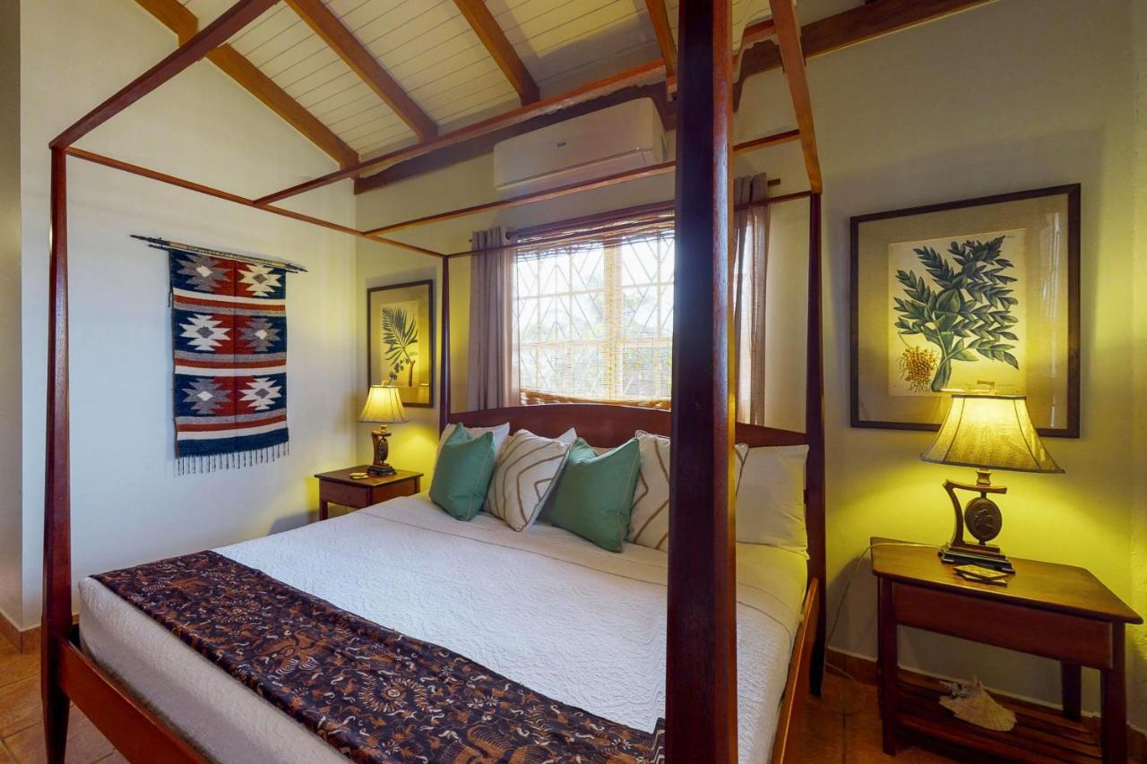 Mirasol Villa Placencia Eksteriør bilde